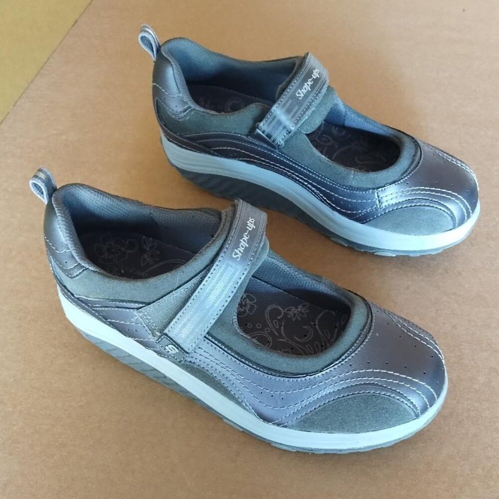 Sketchers Mary Jane Shape Ups Toning Shoes - Picture 1 of 8